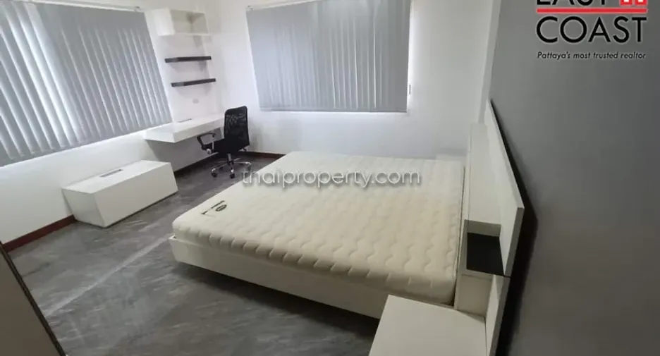 For rent 4 bedrooms house in Bang Lamung, Chonburi