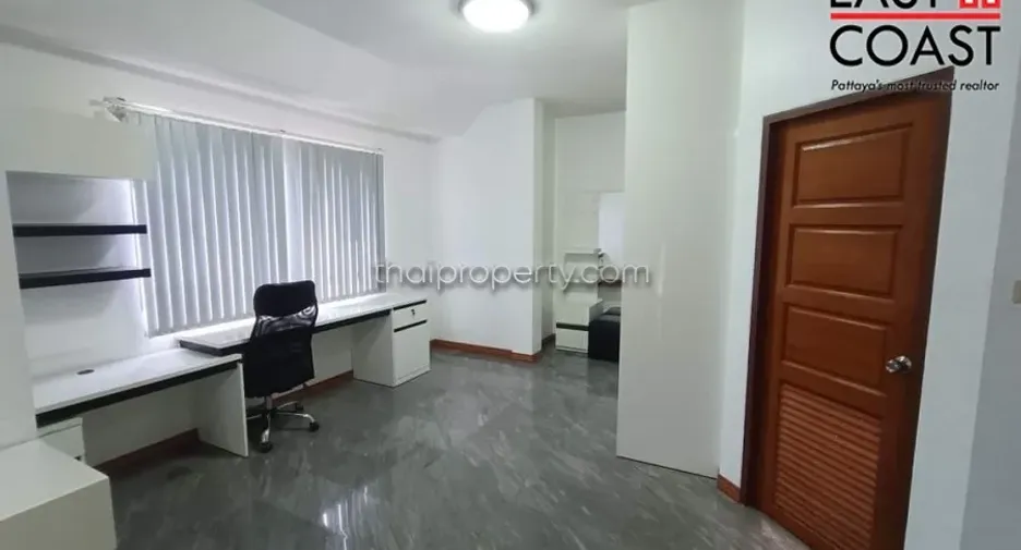 For rent 4 bedrooms house in Bang Lamung, Chonburi