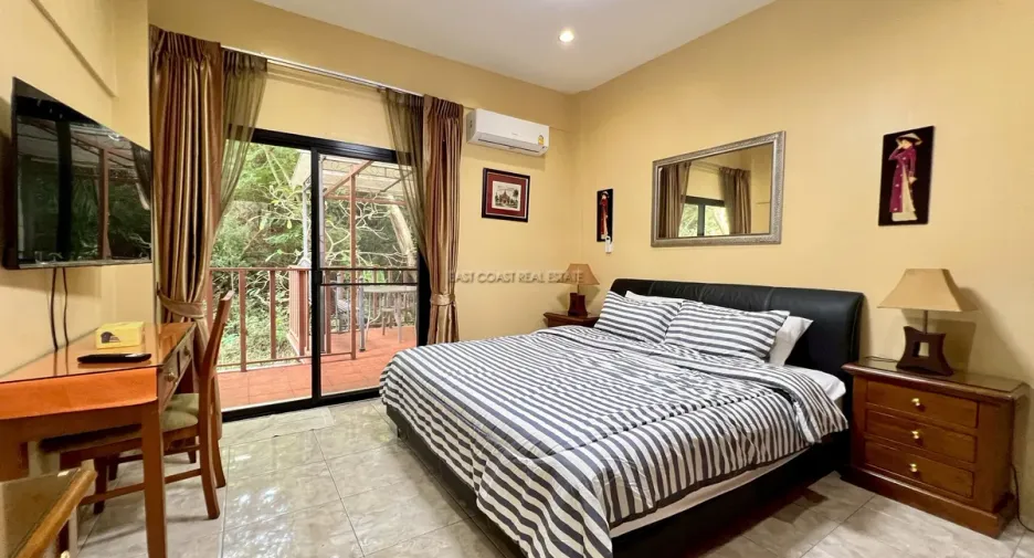 For rent 2 bedrooms condo in Bang Lamung, Chonburi