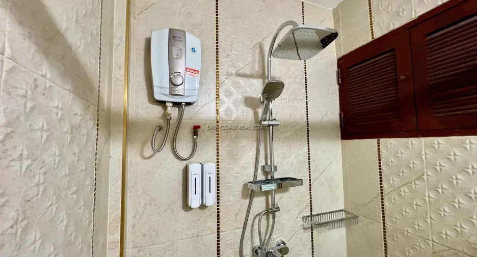 For rent 2 bedrooms condo in Bang Lamung, Chonburi
