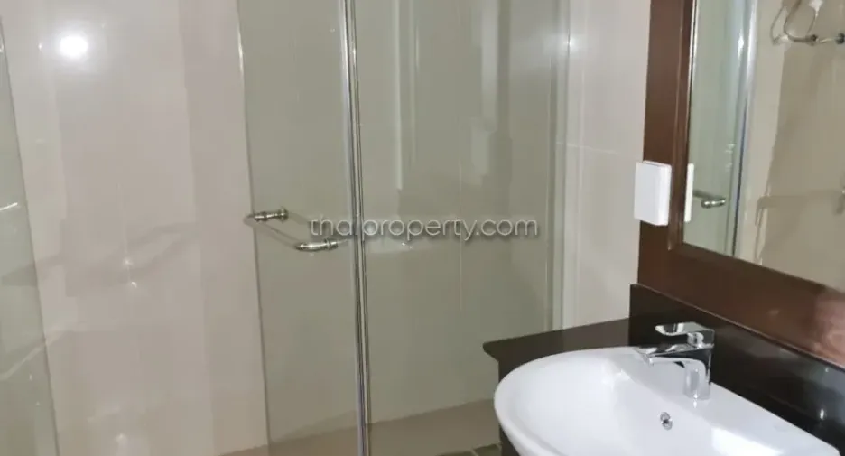 For rent 2 bedrooms condo in Bang Lamung, Chonburi
