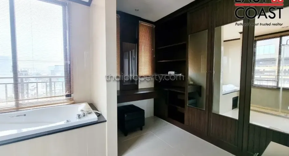 For rent 2 bedrooms condo in Bang Lamung, Chonburi