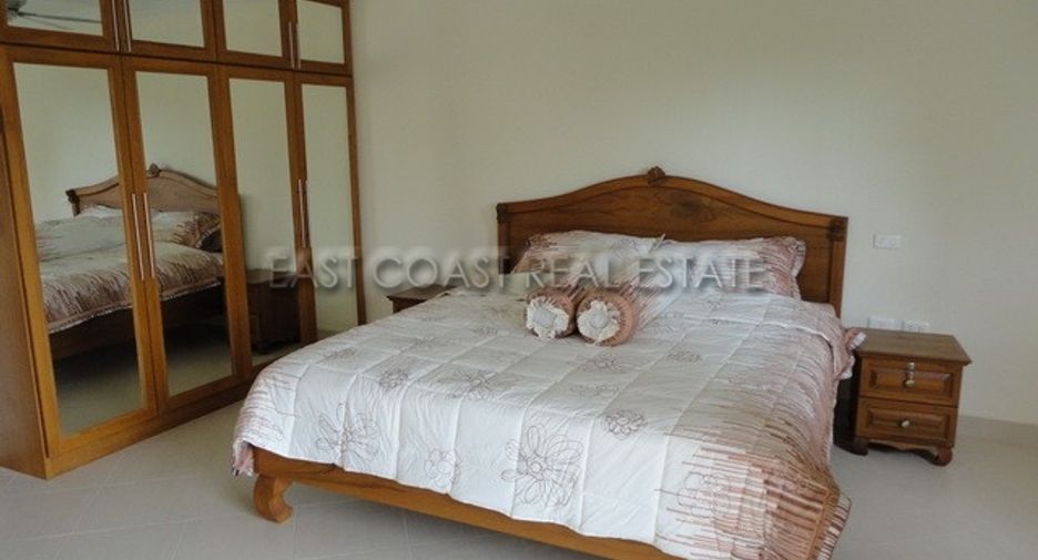 For rent 5 bedrooms house in Jomtien, Pattaya