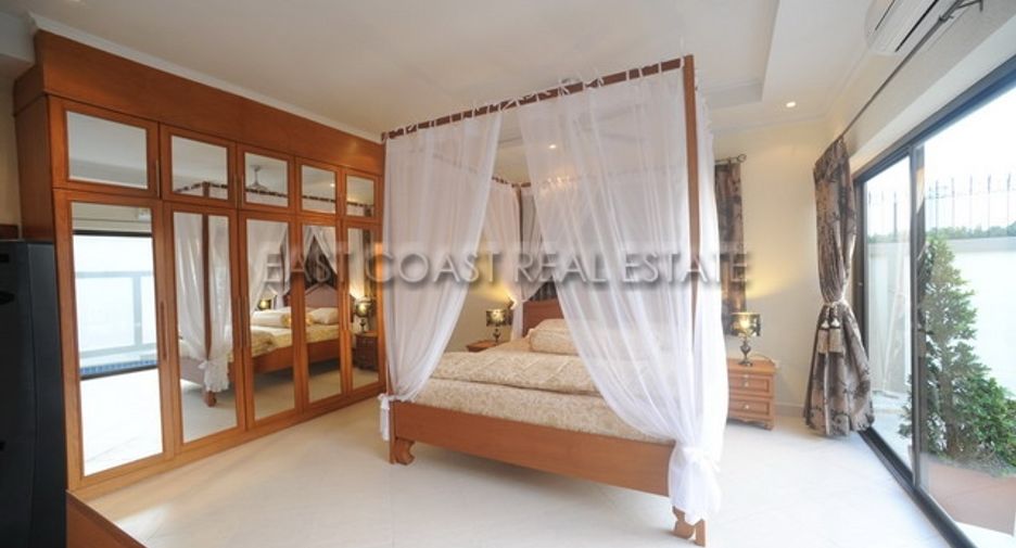 For rent 5 bedrooms house in Jomtien, Pattaya