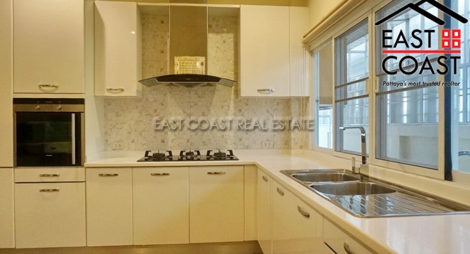 Haus zur Miete mit 3 Zimmer in Bang Lamung, Chonburi