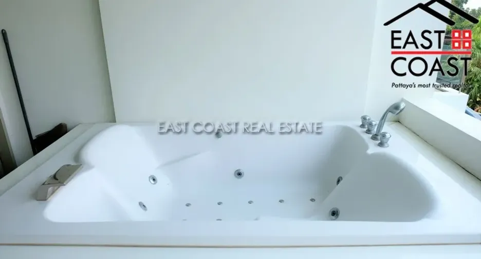 For rent 2 bedrooms condo in Bang Lamung, Chonburi