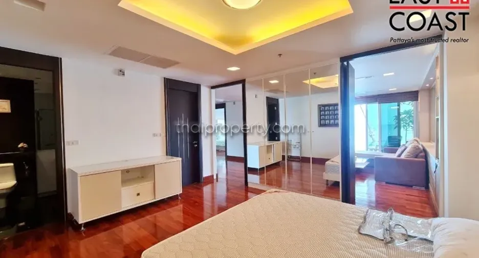 For rent 2 bedrooms condo in Bang Lamung, Chonburi