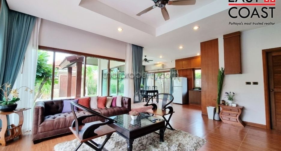 Casa en alquiler de 3 habitaciones en Huay Yai, Pattaya