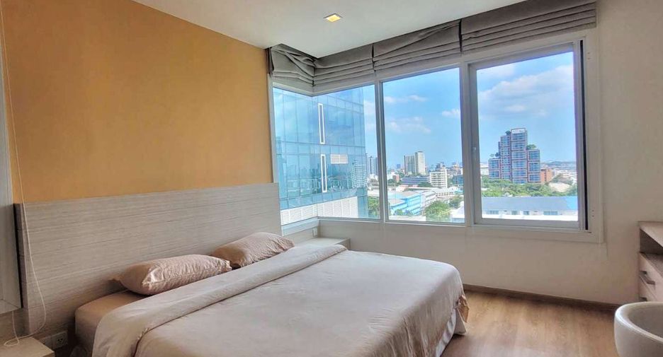For rent 2 bedrooms condo in Khlong Toei, Bangkok