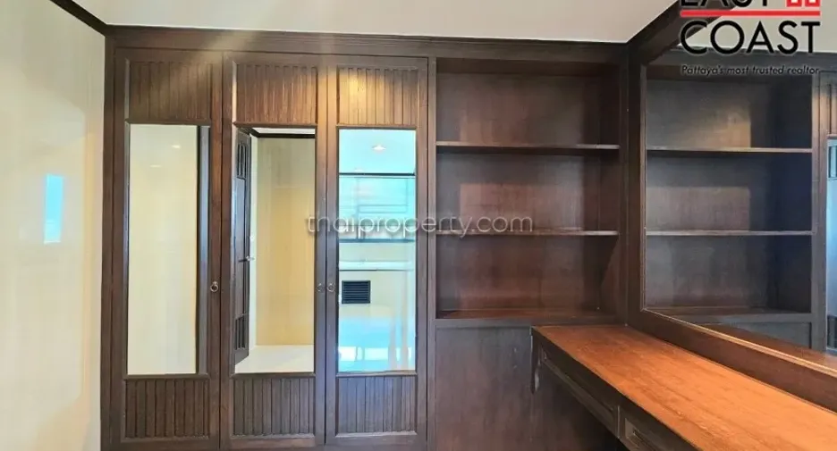 For rent 2 bedrooms condo in Bang Lamung, Chonburi