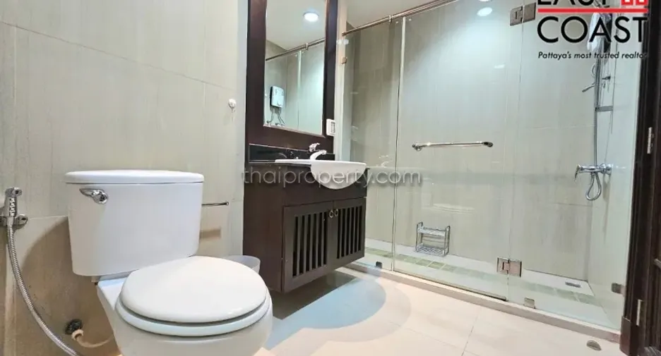 For rent 2 bedrooms condo in Bang Lamung, Chonburi