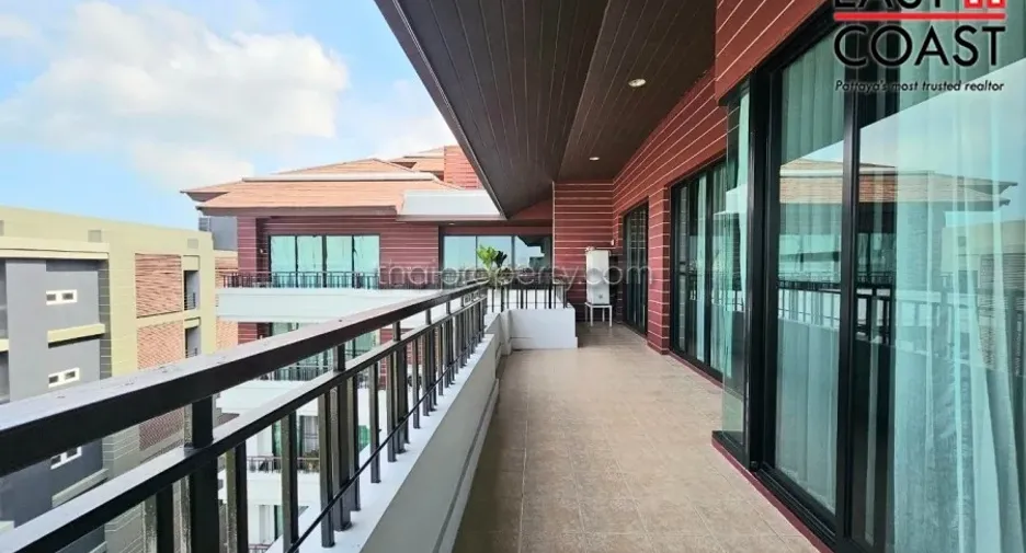 For rent 2 bedrooms condo in Bang Lamung, Chonburi