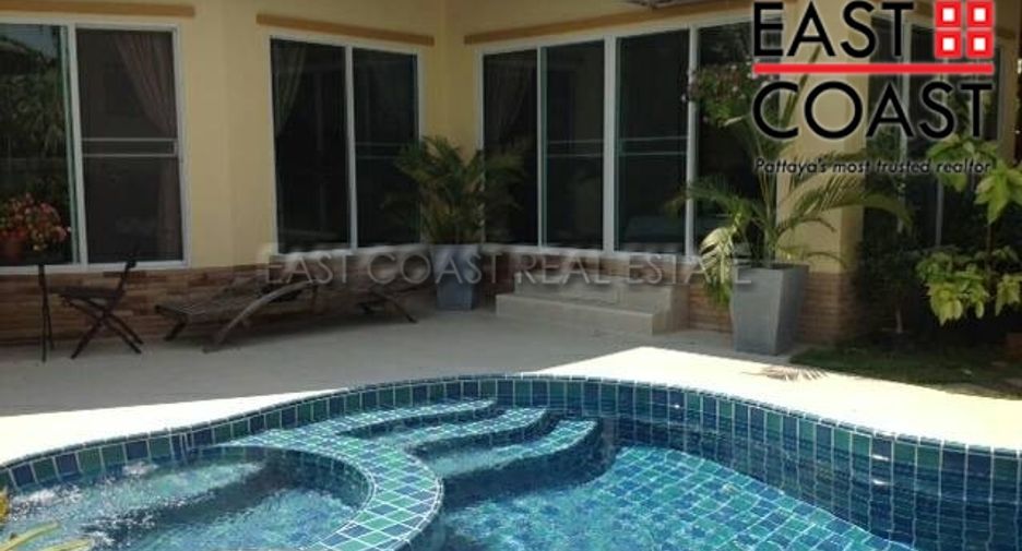 For rent 3 bedrooms house in East Pattaya, Pattaya