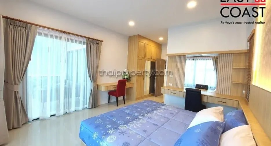 Casa en alquiler de 3 habitaciones en Huay Yai, Pattaya