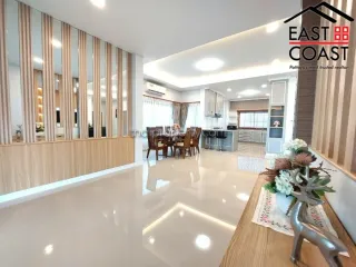 Casa en alquiler de 3 habitaciones en Bang Lamung, Chonburi