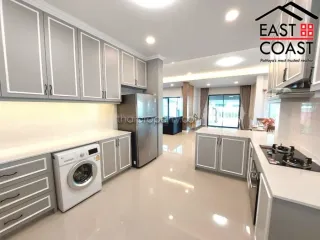 Casa en alquiler de 3 habitaciones en Bang Lamung, Chonburi