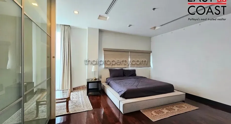 For rent 2 bedrooms condo in Bang Lamung, Chonburi