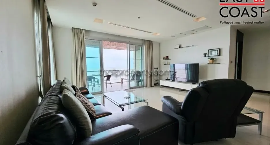 For rent 2 bedrooms condo in Bang Lamung, Chonburi
