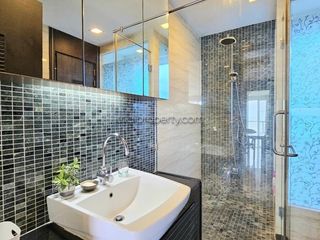 For rent 2 bedrooms condo in Bang Lamung, Chonburi