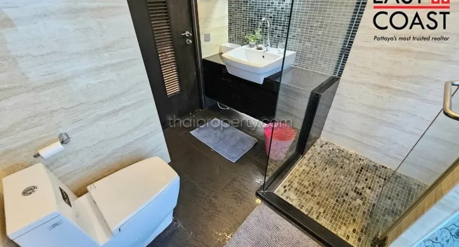 For rent 2 bedrooms condo in Bang Lamung, Chonburi