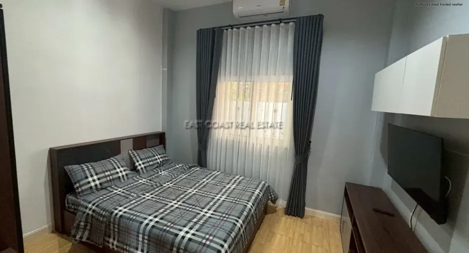 Casa en alquiler de 3 habitaciones en Bang Lamung, Chonburi