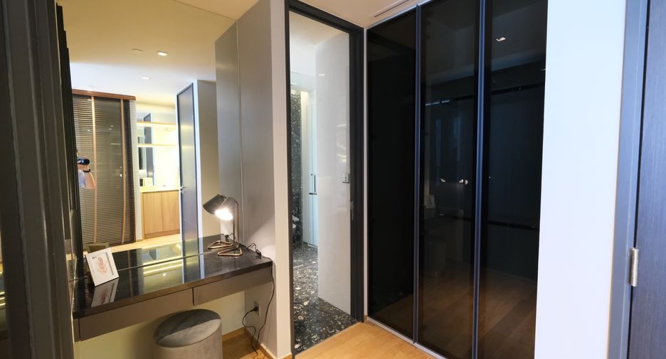 For rent and for sale 2 bedrooms condo in Khlong Toei, Bangkok