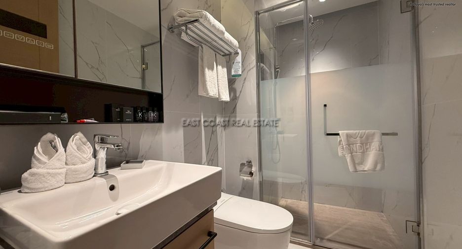 Condo en alquiler de 2 habitaciones en Pratumnak, Pattaya
