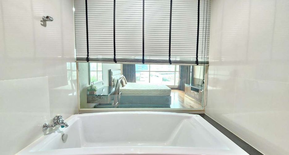 For rent and for sale 1 bed condo in Pathum Wan, Bangkok
