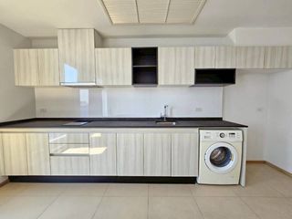 For rent and for sale 1 bed condo in Watthana, Bangkok