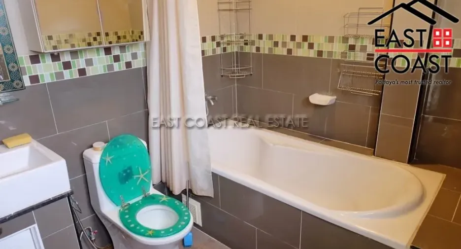 For rent 4 bedrooms house in Bang Lamung, Chonburi