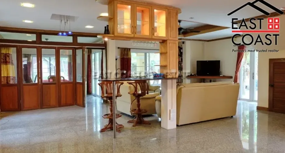 For rent 4 bedrooms house in Bang Lamung, Chonburi