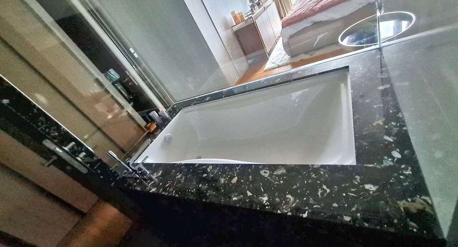 For rent and for sale 2 bedrooms condo in Khlong Toei, Bangkok