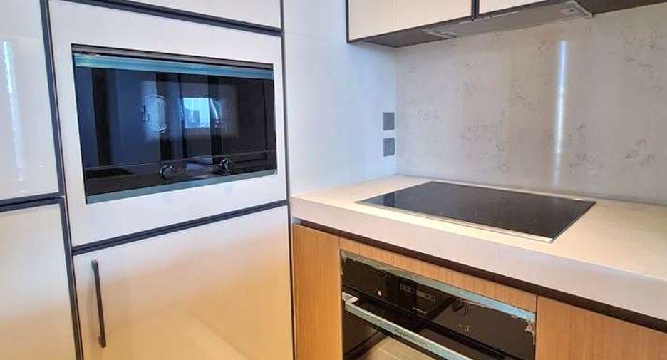 For rent and for sale 2 bedrooms condo in Khlong Toei, Bangkok