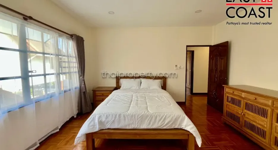 For rent 5 bedrooms house in Bang Lamung, Chonburi