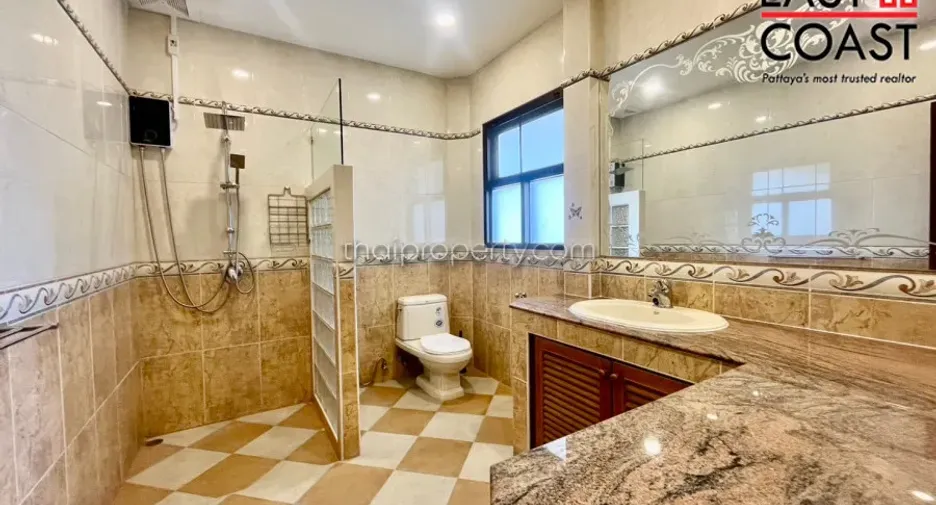 For rent 5 bedrooms house in Bang Lamung, Chonburi