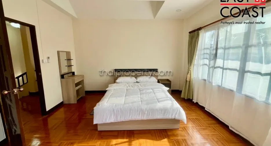 For rent 5 bedrooms house in Bang Lamung, Chonburi