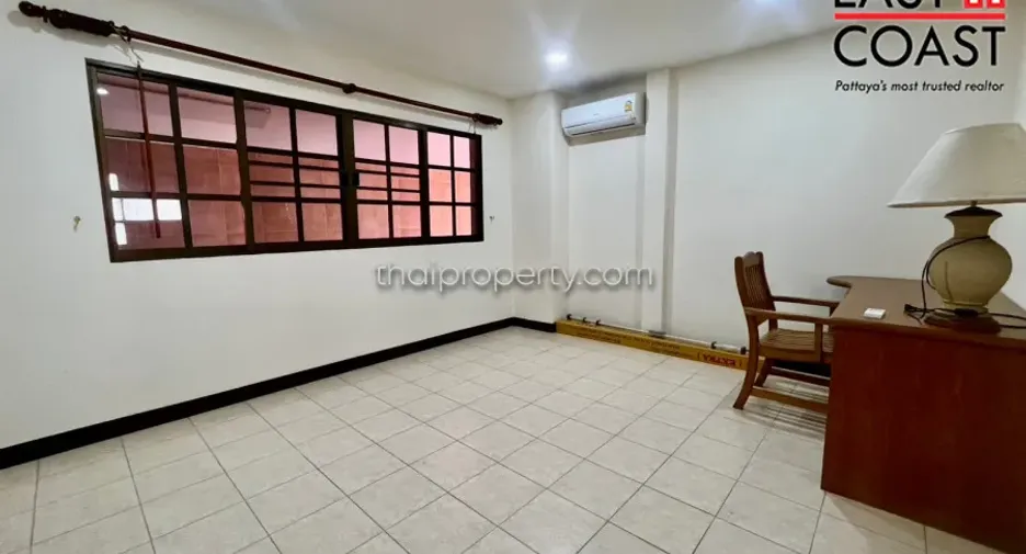 For rent 5 bedrooms house in Bang Lamung, Chonburi