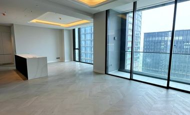 For rent 2 bedrooms condo in Sathon, Bangkok