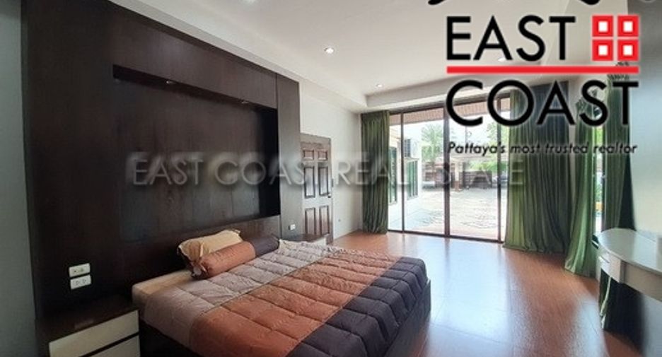 For rent 3 bedrooms house in Huay Yai, Pattaya