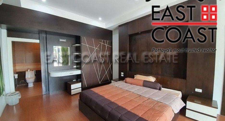 For rent 3 bedrooms house in Huay Yai, Pattaya