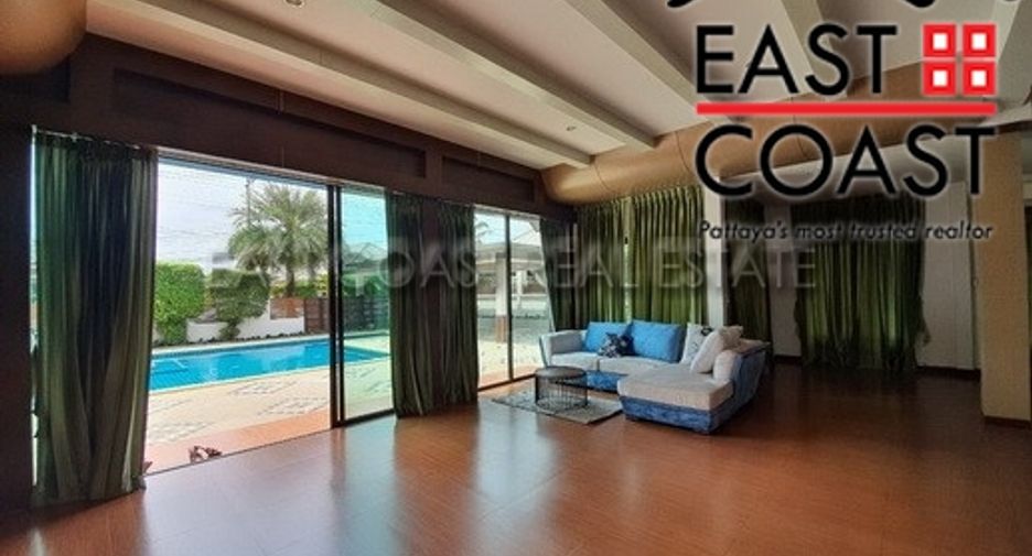 For rent 3 bedrooms house in Huay Yai, Pattaya