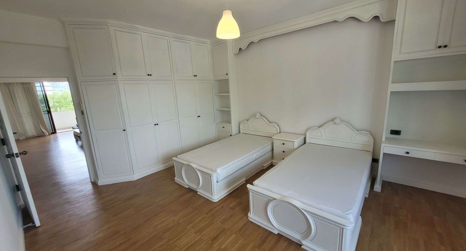 Wohnung zur Miete mit 3 Zimmer in Watthana, Bangkok