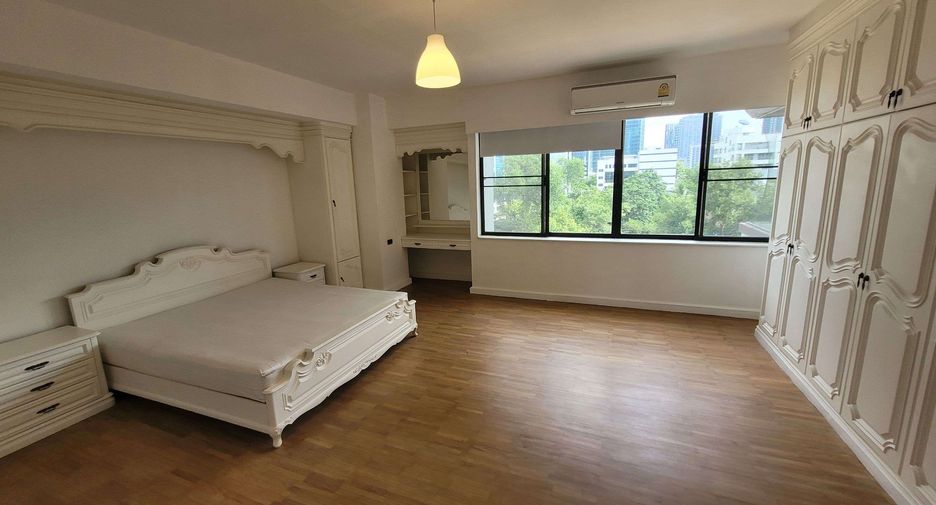 Wohnung zur Miete mit 3 Zimmer in Watthana, Bangkok