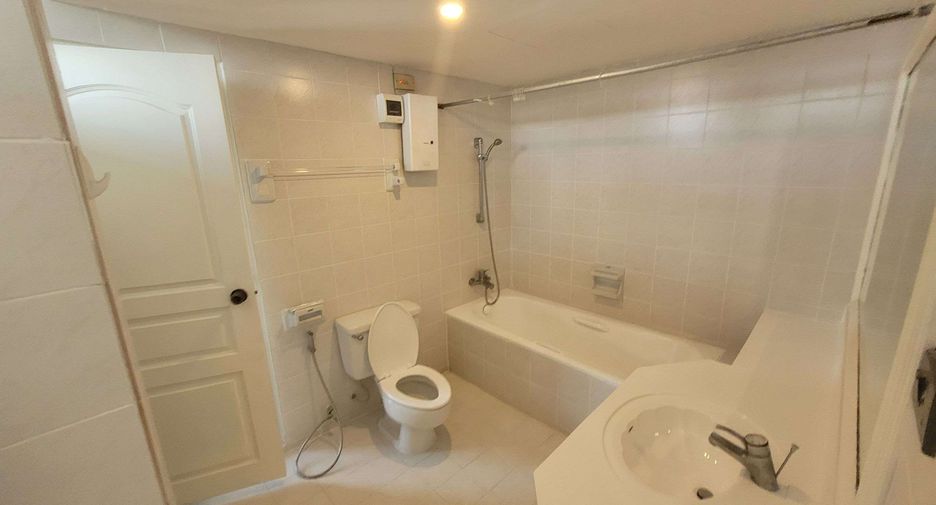 Wohnung zur Miete mit 3 Zimmer in Watthana, Bangkok