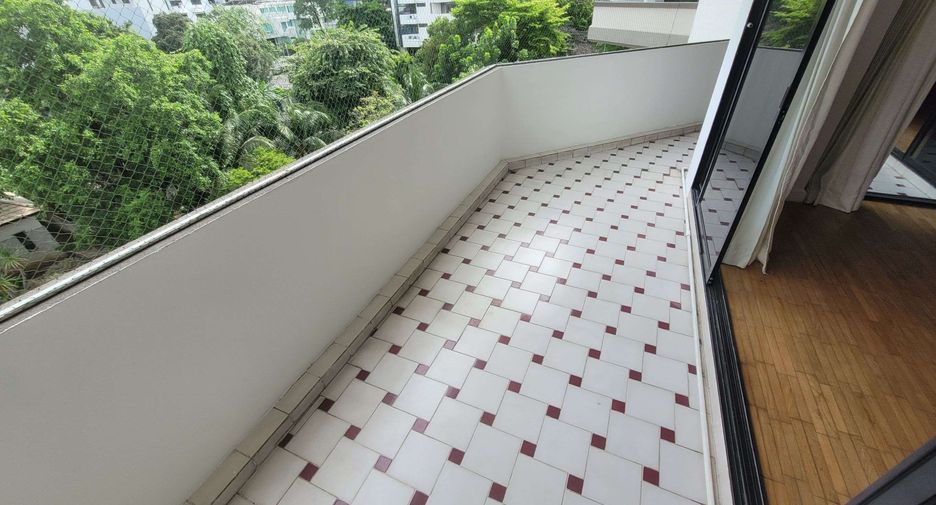 Wohnung zur Miete mit 3 Zimmer in Watthana, Bangkok