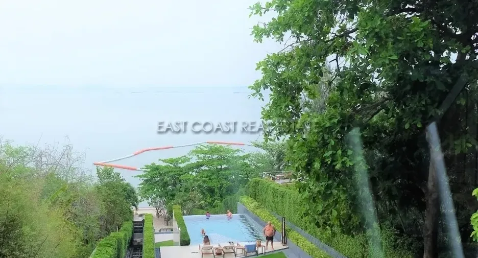 For rent 2 bedrooms condo in Bang Lamung, Chonburi