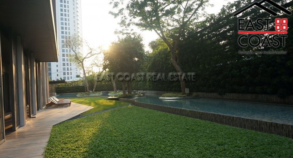 For rent 2 bedrooms condo in North Pattaya, Pattaya