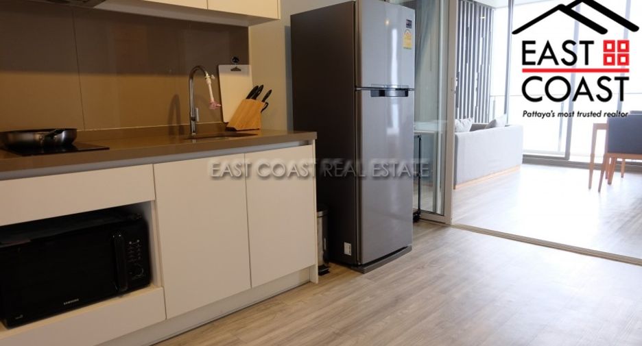 For rent 2 bedrooms condo in North Pattaya, Pattaya