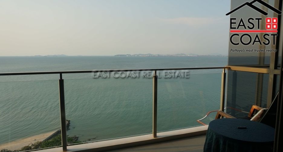 For rent 2 bedrooms condo in North Pattaya, Pattaya