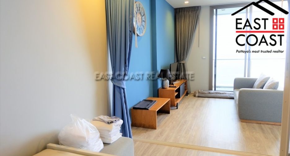 For rent 2 bedrooms condo in North Pattaya, Pattaya